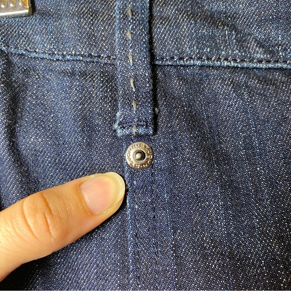 ST. JOHN SPORT Double Front Slit Mini Denim Skirt Dark Wash Navy/Black Sz Small - Picture 8 of 12